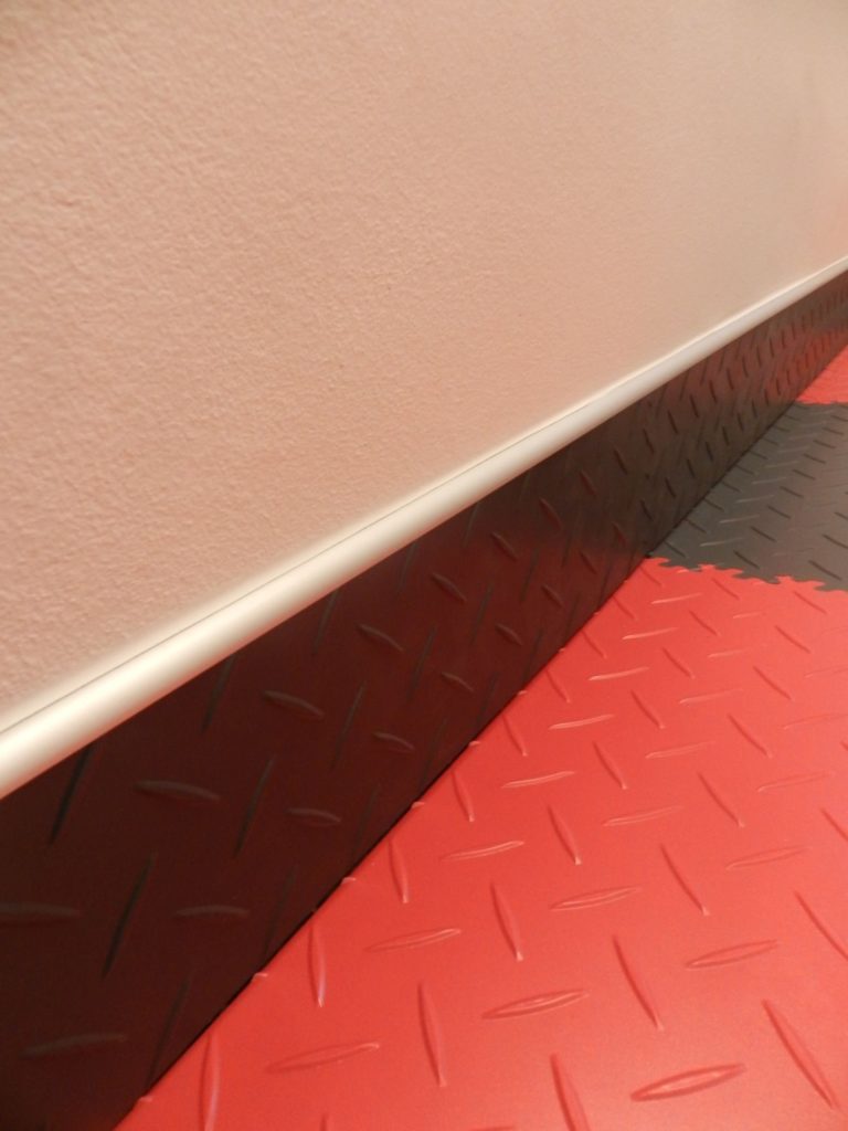 Skirting boards made of Fortelock PVC floor tiles, Poland